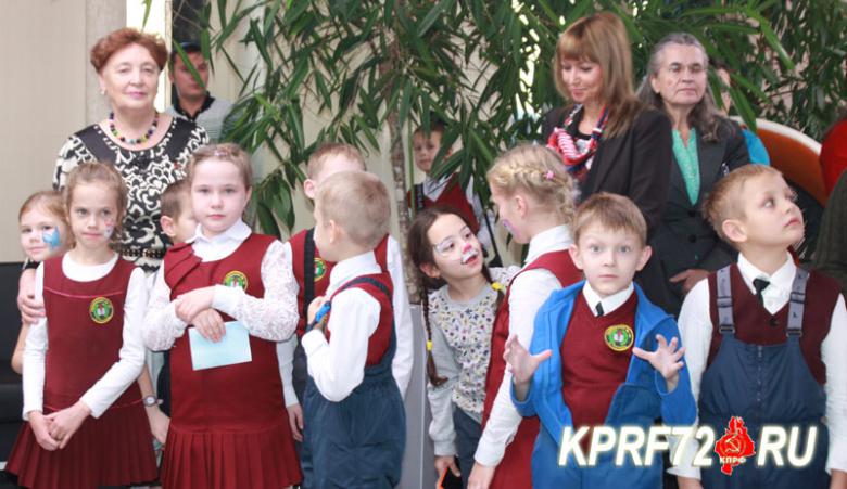 Тамара Казанцева приняла участие в мероприятии, посвящённом защите детей из малообеспеченных семей