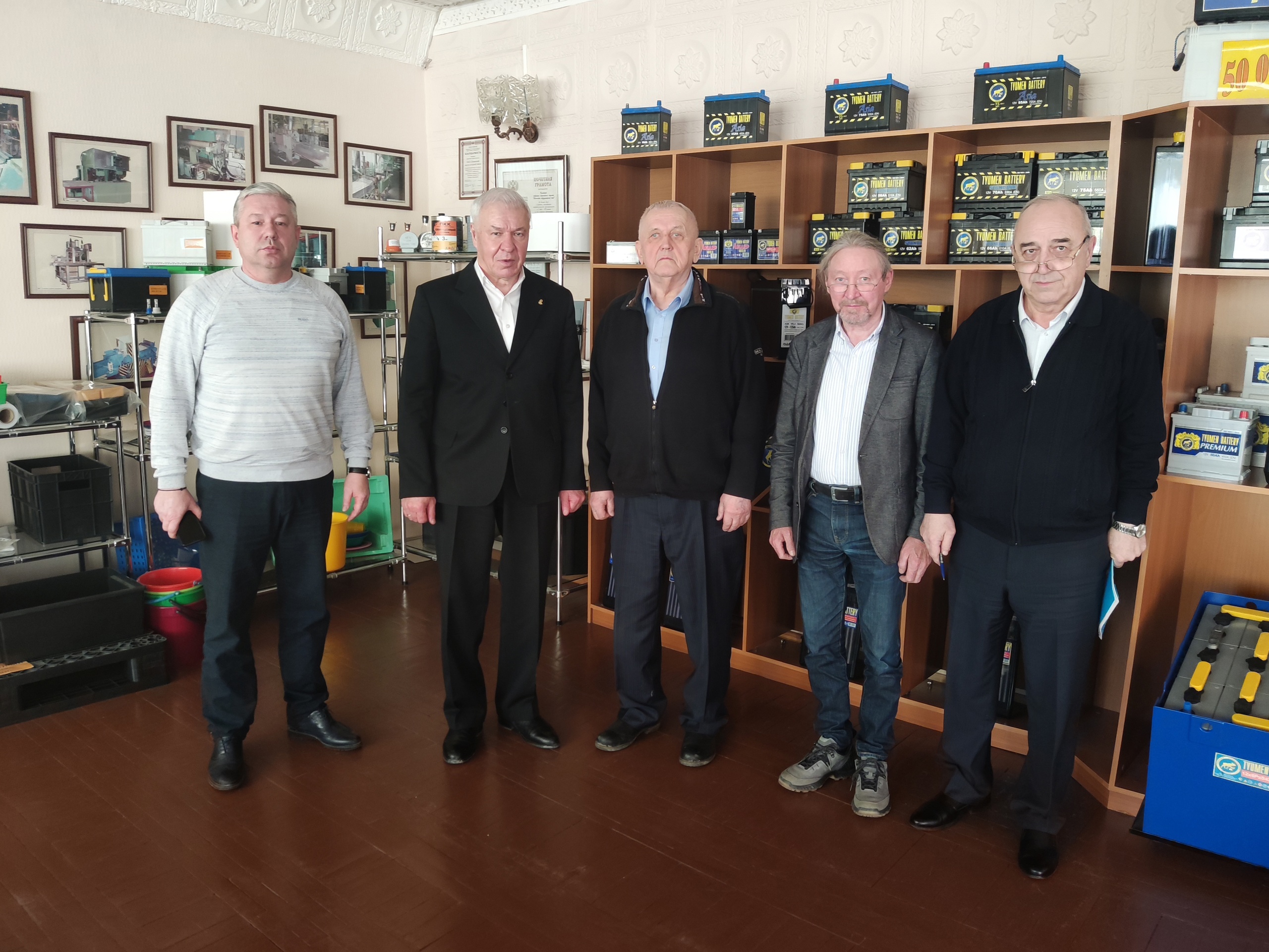 Депутат Соболев посетил АО «Тюменский аккумуляторный завод»
