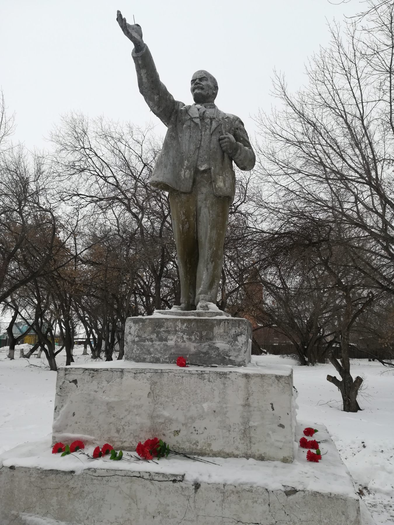 Коммунисты Сладковского района почтили память основателя Советского государства