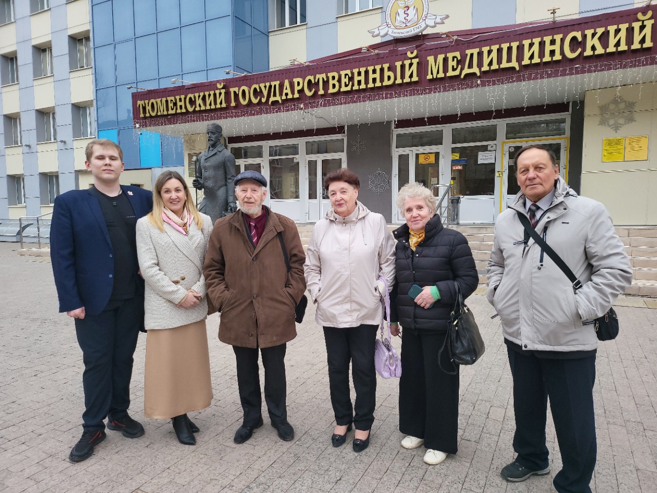 Тамара Казанцева приняла участие в заседании языкового клуба в Тюменском медуниверситете