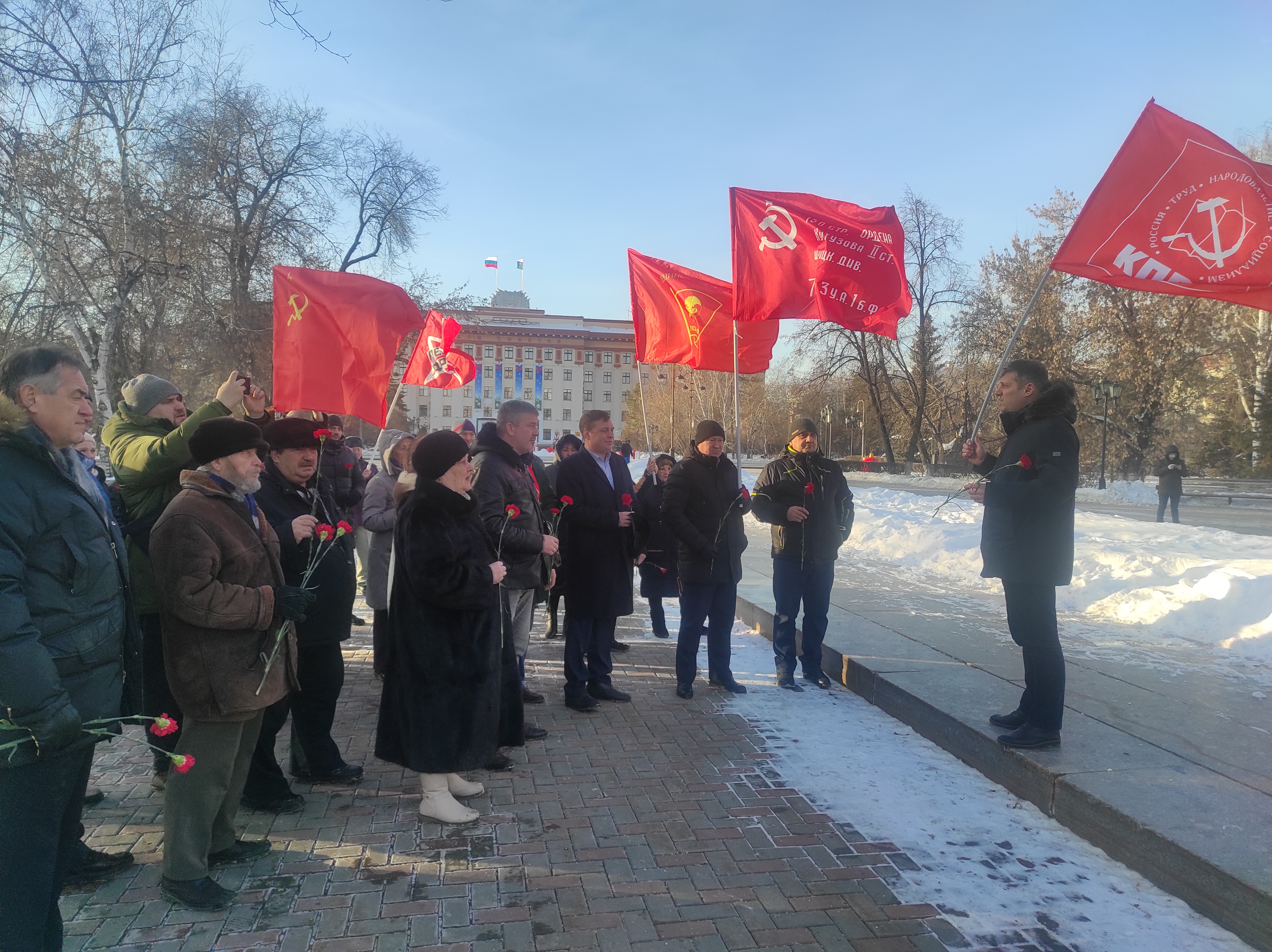 Тюменские коммунисты почтили память В.И. Ленина