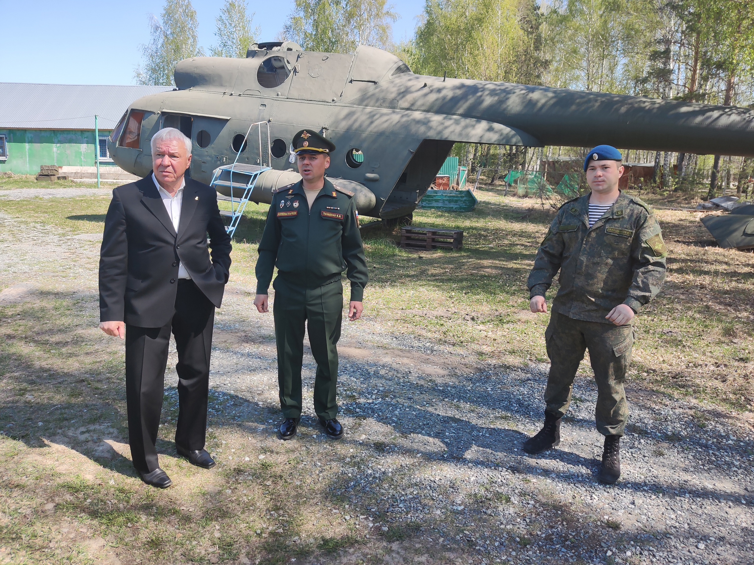 
                        Депутат Соболев посетил "Аванпост" в Тюмени                    