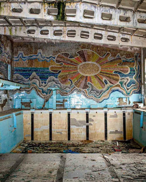 солнце воздух и вода 2 В Тобольске могут быть утрачены советские мозаики, прославляющие труд. За них вступился Зураб Церетели, но это не помогает                    