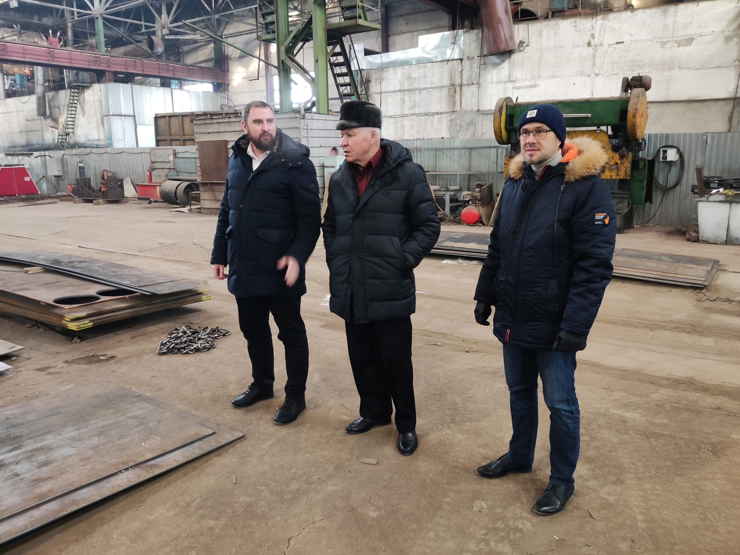 Депутат Госдумы Виктор Соболев посетил заводы нефтегазовый промышленности в Тюмени